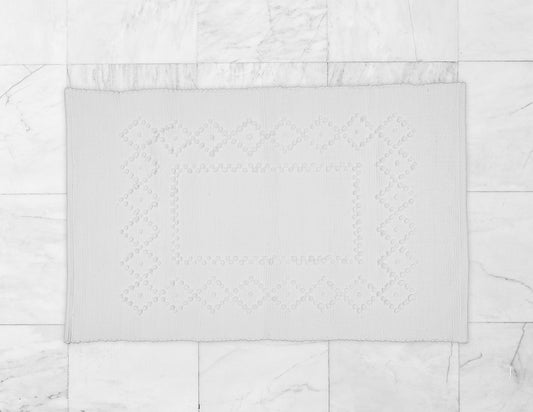 Rag Rug with Diamond Pattern, White.