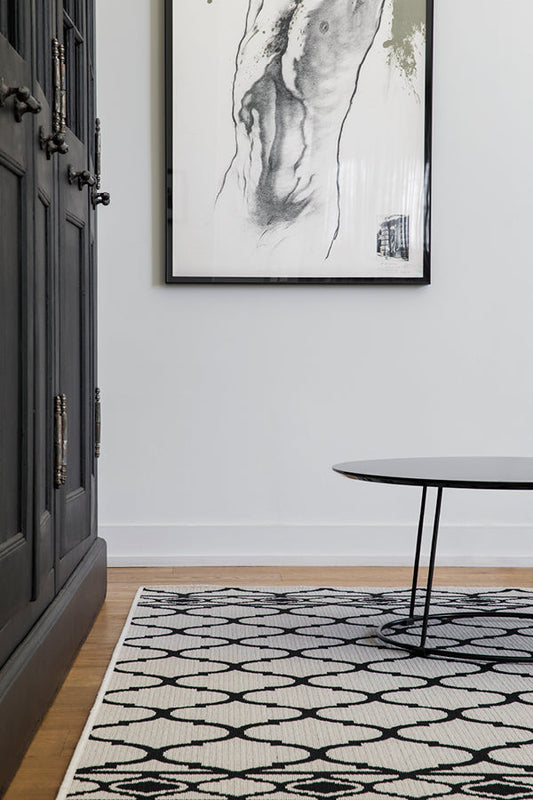 LATTICE WHITE WITH Black