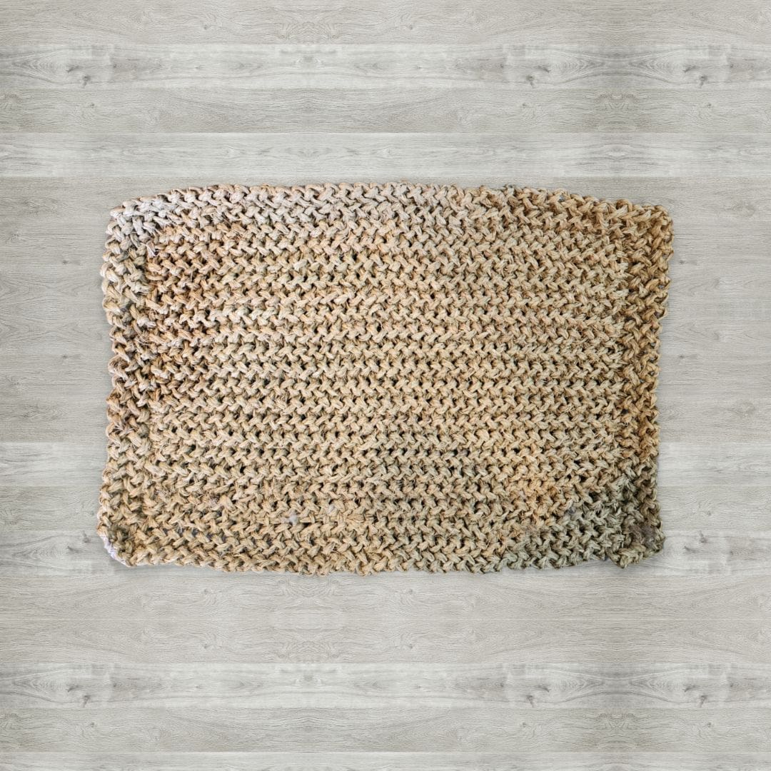 Small Handwoven Grass Mats (Round/Square)
