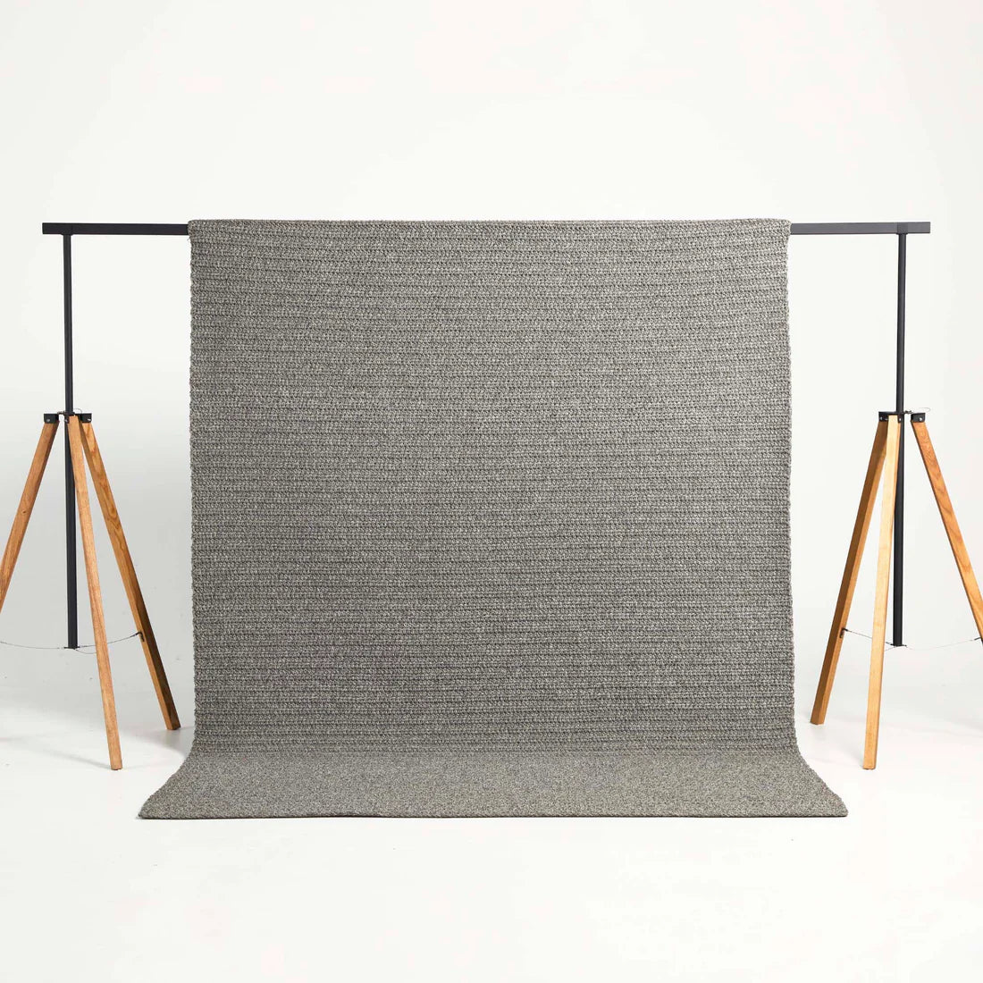 Artisanal Rectangular Rug - Large