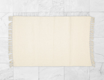 Cotton Dhurrie Rug Woven in a Hopsack Pattern, Natural.
