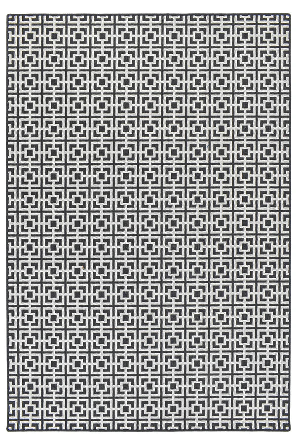 SYNTHESIS BLACK
