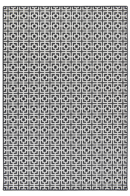 SYNTHESIS BLACK