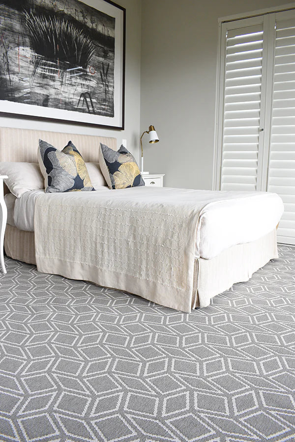 RHOMBUS PEWTER
