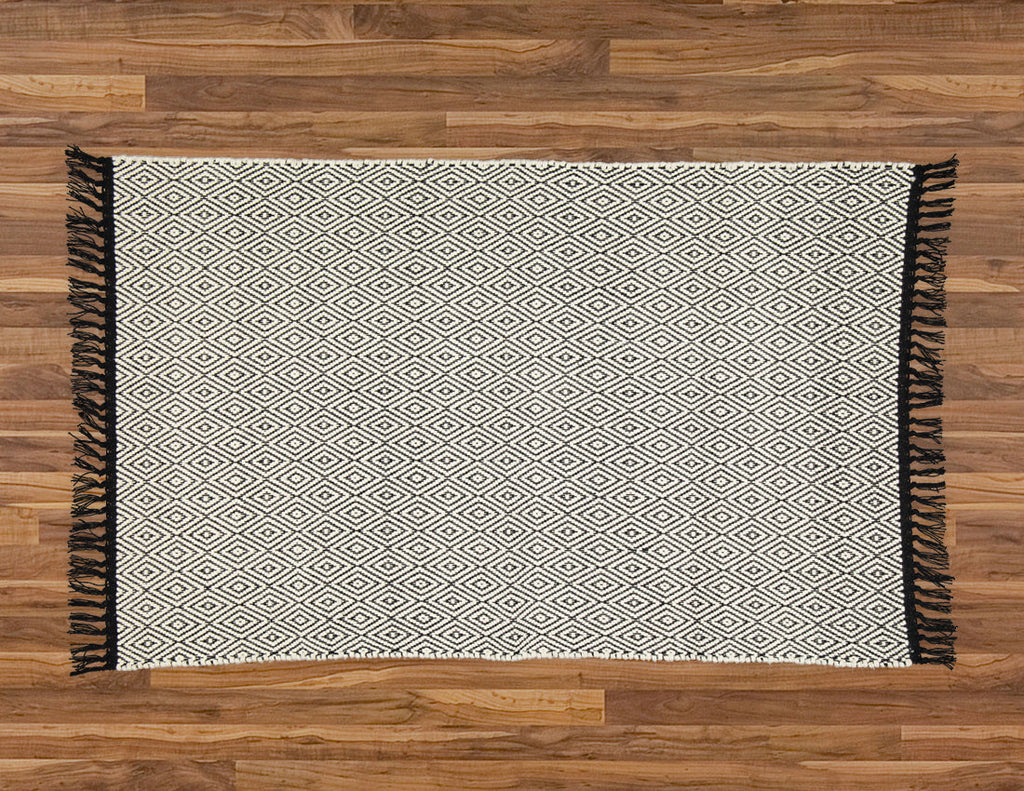 Cotton Dhurrie Natural Diamond Pattern on a Black Warp